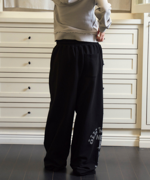 PRENDA（プレンダ）の「Pロゴ ワイドスウェットパンツ ブラック（スウェットパンツ・レディース・その他・SMALL/MEDIUM）」の3枚目の写真