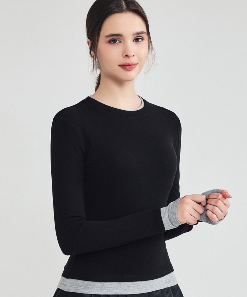 LORDLOAR(ロードロアル)の「ソフトレイヤード長袖TシャツBLACK(Tシャツ/カットソー・レディース・その他・SMALL/MEDIUM/LARGE)」の1枚目の写真