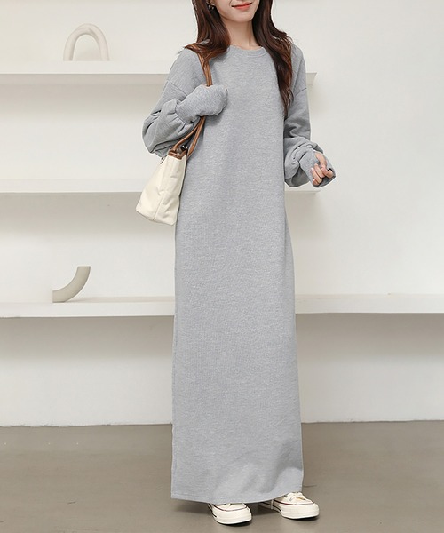 Doux Belle(ドゥーベル)の「スウェットロングワンピース(ワンピース・レディース・ブラック/ダークグレー/ライトグレー・LARGE/MEDIUM)」の5枚目の写真