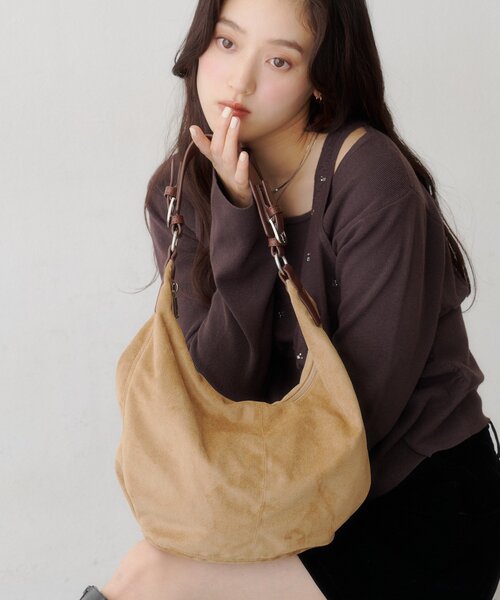 Kastane（カスタネ）の「【10.15(木)11:00発売/WEB限定】トグルワンハンドルBAG（ショルダーバッグ・レディース・ダークブラウン/ベージュ/ブラック・FREE）」の10枚目の写真