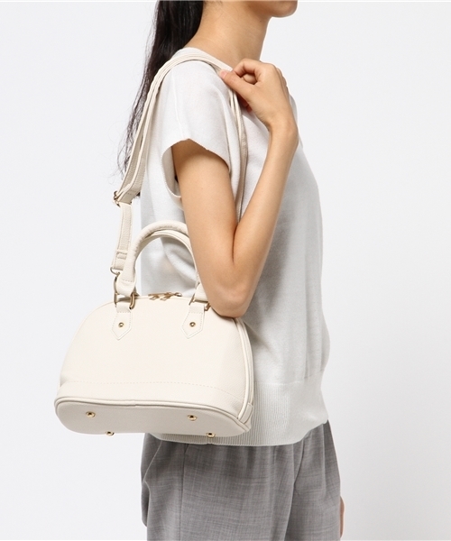 Pierrot（ピエロ）の「2way ラウンドミニバッグ（トートバッグ・レディース・キャメル/アイボリー/ネイビー・FREE）」の11枚目の写真