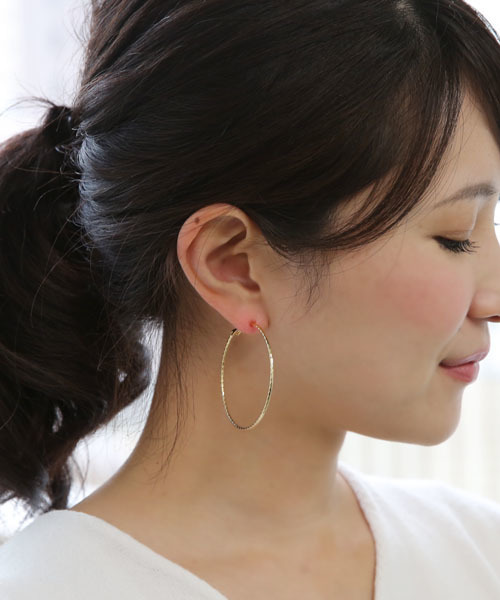 colleca la（コレカラ）の「[サイズとカラーが選べる]ベーシックフープピアス（ピアス（両耳用）・レディース・その他4/その他7/その他6/その他2/その他3/その他5・ﾌﾘ-）」の6枚目の写真