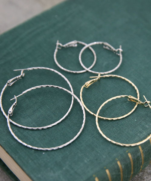 colleca la（コレカラ）の「[サイズとカラーが選べる]ベーシックフープピアス（ピアス（両耳用）・レディース・その他4/その他7/その他6/その他2/その他3/その他5・ﾌﾘ-）」の13枚目の写真