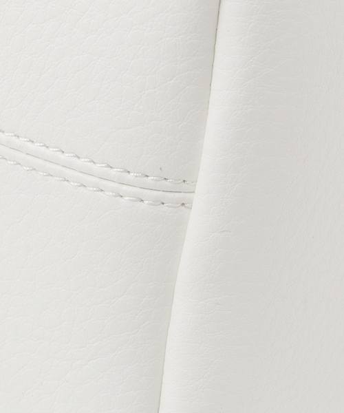 NATURAL BEAUTY BASIC（ナチュラルビューティーベーシック）の「メタルハンドルタックショルダーバッグ（ショルダーバッグ・レディース・ホワイト/ベージュ/ブルー/ホワイト系その他/ブルー系その他/クリアブルー・ﾌﾘ-）」の21枚目の写真