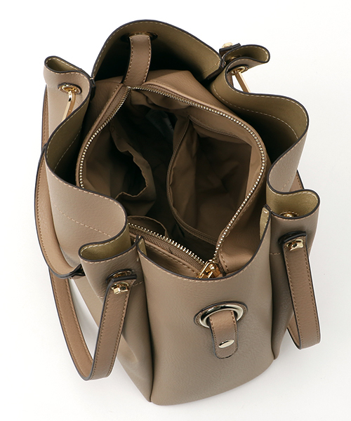 NATURAL BEAUTY BASIC（ナチュラルビューティーベーシック）の「メタルハンドルタックショルダーバッグ（ショルダーバッグ・レディース・ホワイト/ベージュ/ブルー/ホワイト系その他/ブルー系その他/クリアブルー・ﾌﾘ-）」の22枚目の写真