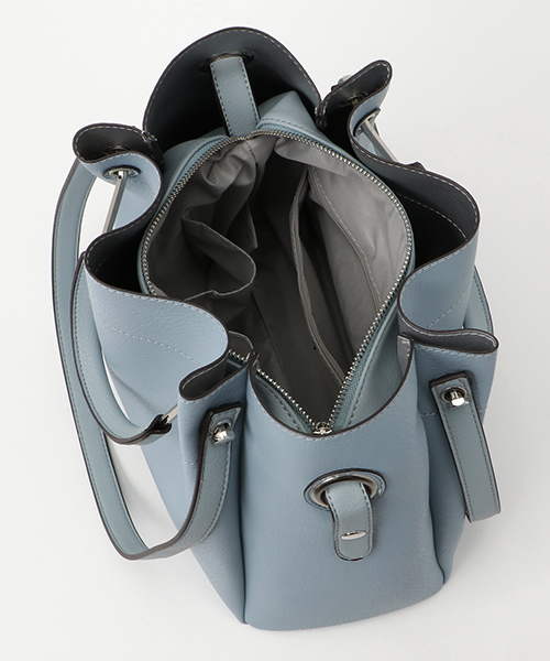 NATURAL BEAUTY BASIC（ナチュラルビューティーベーシック）の「メタルハンドルタックショルダーバッグ（ショルダーバッグ・レディース・ホワイト/ベージュ/ブルー/ホワイト系その他/ブルー系その他/クリアブルー・ﾌﾘ-）」の13枚目の写真