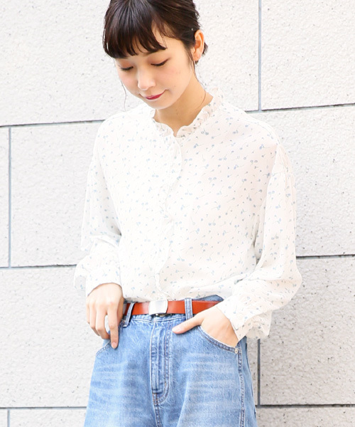 LOWRYS FARM(ローリーズファーム)の「ハナガラフリルブラウス 784930(シャツ/ブラウス・レディース・ライラック/ブラック/オフホワイト・LARGE/MEDIUM)」の2枚目の写真