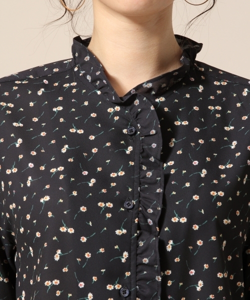 LOWRYS FARM(ローリーズファーム)の「ハナガラフリルブラウス 784930(シャツ/ブラウス・レディース・ライラック/ブラック/オフホワイト・LARGE/MEDIUM)」の7枚目の写真