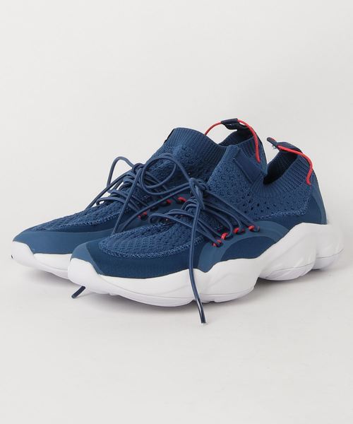 Reebok（リーボック）の「ディーエムエックス フュージョン [DMX FUSION NR]（スニーカー・メンズ・ホワイト/ブラック/グレー/ブルー・27.5cm/28.0cm/28.5cm/23.5cm/30.0cm/24.0cm/26.5cm/24.5cm/27.0cm/29.0cm/26.0cm/29.5cm/25.0cm/25.5cm）」の4枚目の写真