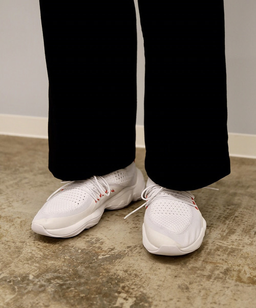 Reebok（リーボック）の「ディーエムエックス フュージョン [DMX FUSION NR]（スニーカー・メンズ・ホワイト/ブラック/グレー/ブルー・27.5cm/28.0cm/28.5cm/23.5cm/30.0cm/24.0cm/26.5cm/24.5cm/27.0cm/29.0cm/26.0cm/29.5cm/25.0cm/25.5cm）」の15枚目の写真