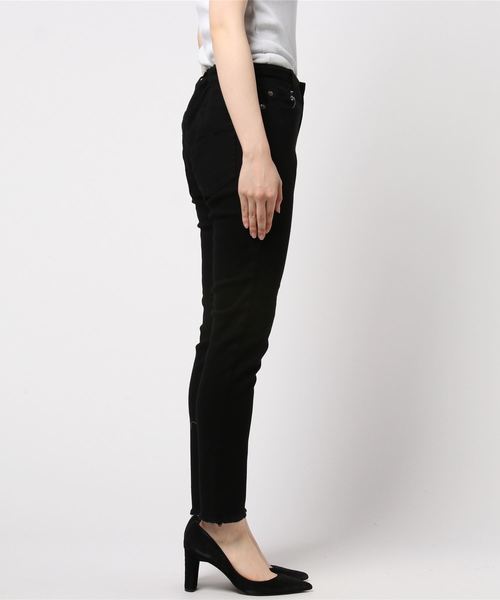 PUNYUS(プニュズ)の「クロップドスキニーパンツ(デニムパンツ・レディース・ブラック/インディゴブルー/ライトインディゴブルー・1/2/4/3)」の4枚目の写真