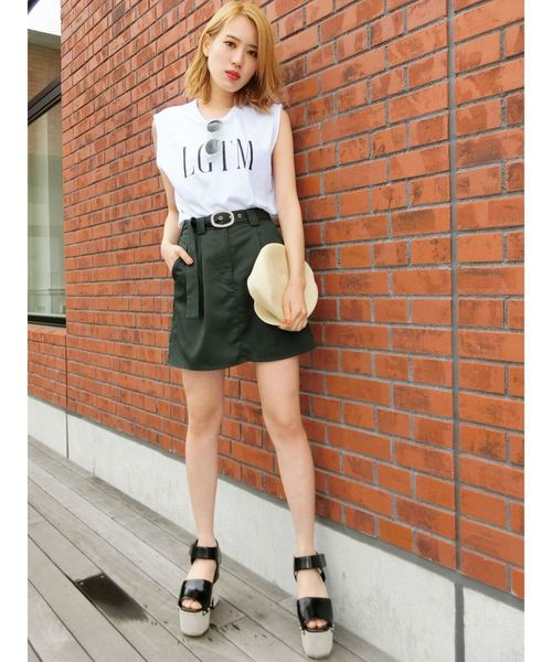 EMODA（エモダ）の「LGTMプリントTシャツ（Tシャツ/カットソー・レディース・ホワイト/ブラック/グリーン・FREE）」の6枚目の写真