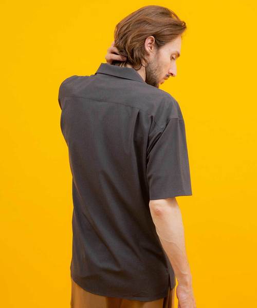 UNITED TOKYO（ユナイテッドトウキョウ）の「リネンライクオープンカラーシャツ（シャツ/ブラウス・メンズ・ブラック/ベージュ/グレー・1/2/3）」の17枚目の写真