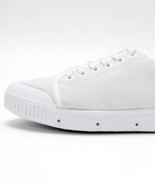 Spring Court（スプリングコート）の「EDIFICE×SPRING COURT / スプリングコート別注 G2 SUEDE VULCA（スニーカー・メンズ・ホワイト・40/41/42/43）」の8枚目の写真