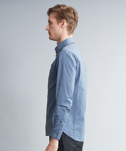 5351 POUR LES HOMMES（ゴーサンゴーイチプールオム）の「ライトストレッチブロードシャツ（シャツ/ブラウス・メンズ・ブラック/オフホワイト/インディゴブルー・44/46/48/50）」の6枚目の写真