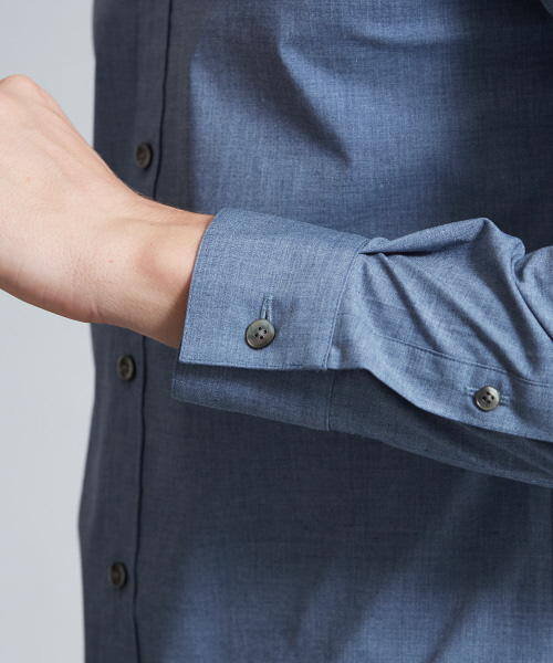 5351 POUR LES HOMMES（ゴーサンゴーイチプールオム）の「ライトストレッチブロードシャツ（シャツ/ブラウス・メンズ・ブラック/オフホワイト/インディゴブルー・44/46/48/50）」の10枚目の写真