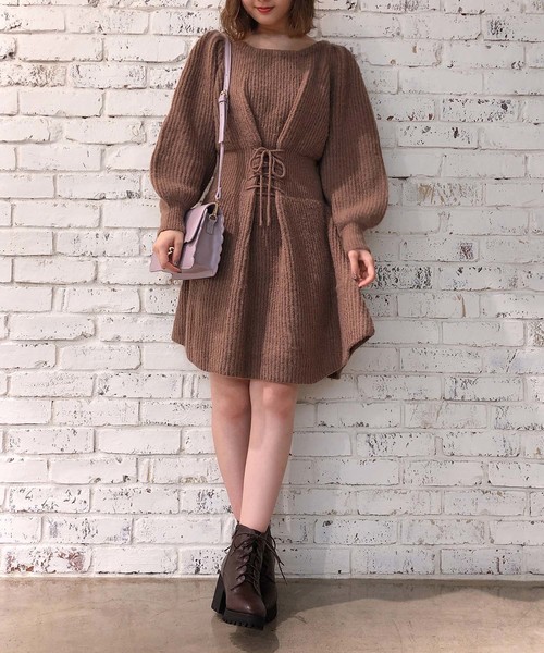 one after another NICE CLAUP（ワンアフターアナザーナイスクラップ）の「レースアップニットワンピース（ワンピース・レディース・アイボリー/グレー系その他/モカ/ミント・FREE）」の5枚目の写真