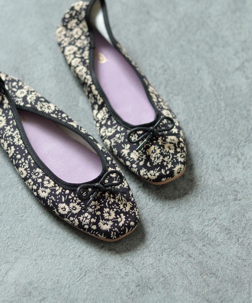 SESTO（セスト）の「スクエアトゥバレエシューズ（バレエシューズ・レディース・ブラック/シルバー/ゴールド/アイボリー/カモフラージュ/ブラック系その他/レオパード/パイソン/ブラウン系その他/チェック・22.5cm/23.5cm/24.5cm/25.5cm/23.0cm/24.0cm/22.0cm）」の4枚目の写真