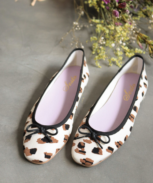 SESTO（セスト）の「スクエアトゥバレエシューズ（バレエシューズ・レディース・ブラック/シルバー/ゴールド/アイボリー/カモフラージュ/ブラック系その他/レオパード/パイソン/ブラウン系その他/チェック・22.5cm/23.5cm/24.5cm/25.5cm/23.0cm/24.0cm/22.0cm）」の16枚目の写真