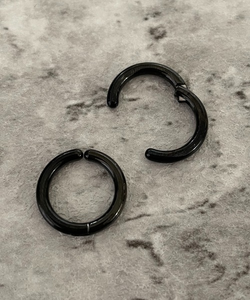 【落ち着いた印象】シングル イヤリング IRIS47｜petite tsuki earring イヤリング 落ちにくい 日本製