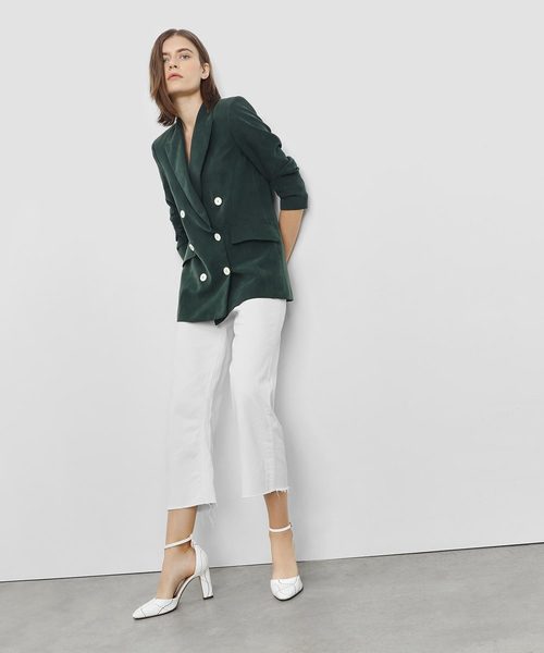 CHARLES & KEITH（チャールズ & キース）の「トラぺードヒール アーモンドトゥパンプス / Tapered Heel Almond Toe Pumps（サンダル・レディース・ホワイト・22.5cm/23cm/23.5cm/24.5cm/25cm）」の2枚目の写真