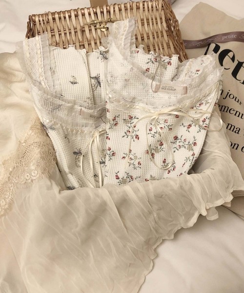 one after another NICE CLAUP（ワンアフターアナザーナイスクラップ）の「【petite by NICE CLAUP】original print thermal camisole（タンクトップ・レディース・オフホワイト/その他/レッド系その他・FREE）」の14枚目の写真