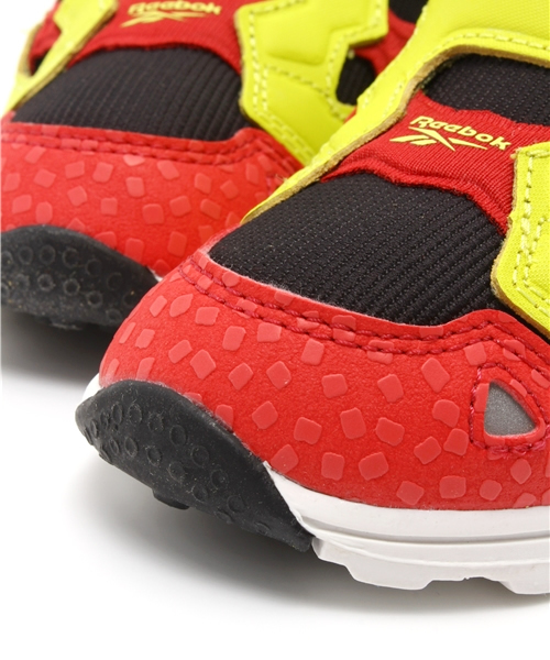 Reebok（リーボック）の「ベビー キッズ リーボック バーサ ポンプフューリー OGカラー V61065 Reebok VERSA PUMP FURY（スニーカー・キッズ・ブラック・13cm/15cm/12cm/16cm/14cm）」の7枚目の写真