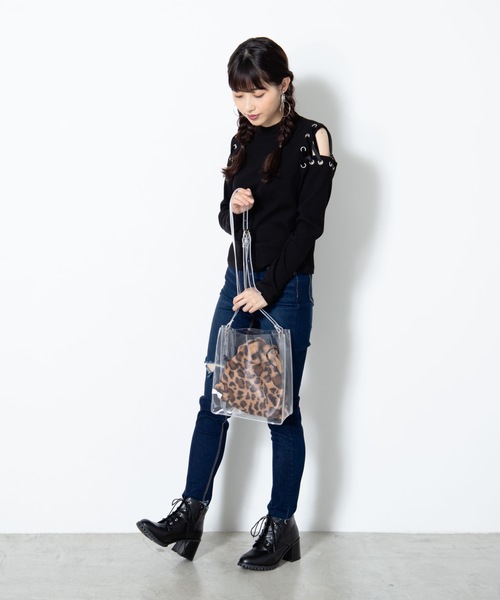 WEGO（ウィゴー）の「WEGO/【2点セット】ファー巾着付きクリアポシェット（ショルダーバッグ・レディース・ホワイト系その他/ブラック・FREE）」の3枚目の写真