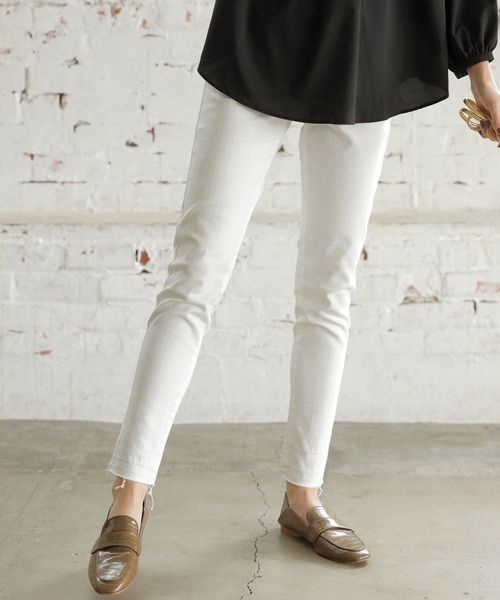 RANAN（ラナン）の「裾カットオフデザインスキニーデニム（デニムパンツ・レディース・オフホワイト/インディゴブルー/グレー・61/64/67/70/73）」の20枚目の写真