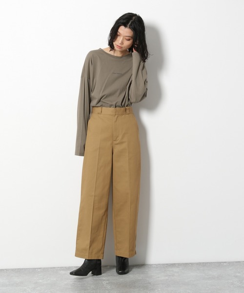 LAKOLE（ラコレ）の「レタリングプリントロングTシャツ / LAKOLE（Tシャツ/カットソー・レディース・スモーク/モカ/ライトブラウン/オフホワイト・SMALL/MEDIUM）」の18枚目の写真