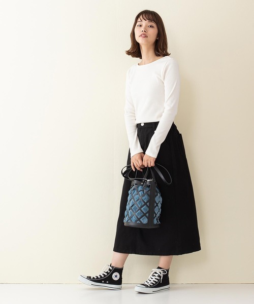 INNOCENT BLUE（イノセントブルー）の「【innocent blue/イノセントブルー】カットリブプルオーバー　リブロンT　しっかりとした肉感のあるカットソー素材（Tシャツ/カットソー・レディース・ブラウン/カーキ/アイボリー/レンガ/ライトベージュ/ブラック・MEDIUM）」の12枚目の写真