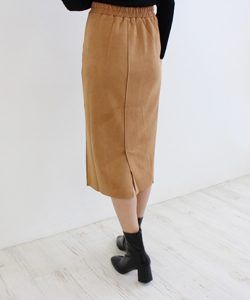MODE ROBE（モードローブ）の「スウェードボタンスカート（スカート・レディース・ベージュ/カーキ/キャメル/ピンク・S/M）」の7枚目の写真
