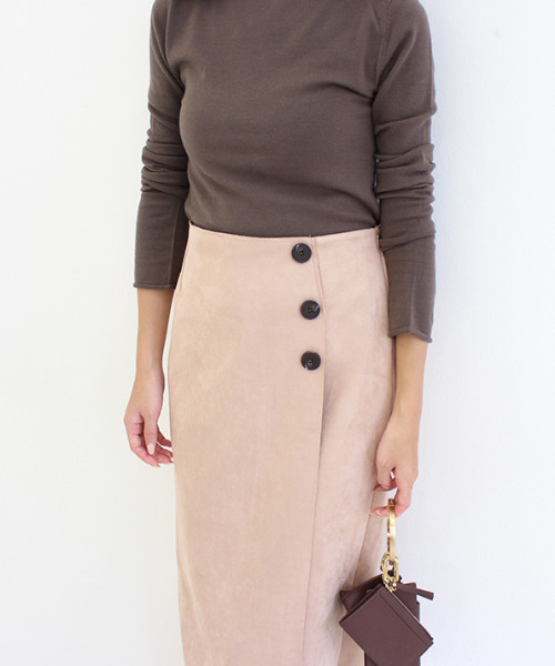 MODE ROBE（モードローブ）の「スウェードボタンスカート（スカート・レディース・ベージュ/カーキ/キャメル/ピンク・S/M）」の21枚目の写真