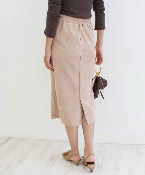 MODE ROBE（モードローブ）の「スウェードボタンスカート（スカート・レディース・ベージュ/カーキ/キャメル/ピンク・S/M）」の22枚目の写真