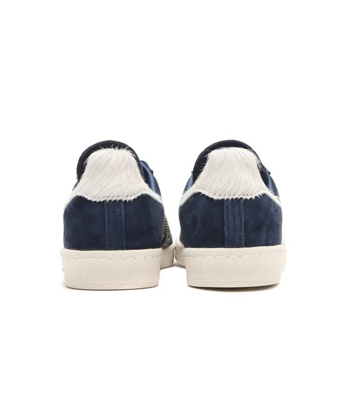 adidas（アディダス）の「adidas CAMPUS 80s / アディダス キャンパス 80s（スニーカー・メンズ・ブラック/ネイビー・25.5cm/23.5cm/25.0cm/28.0cm/26.0cm/23.0cm/26.5cm/24.5cm/22.0cm/27.0cm/22.5cm/24.0cm/28.5cm/27.5cm）」の8枚目の写真