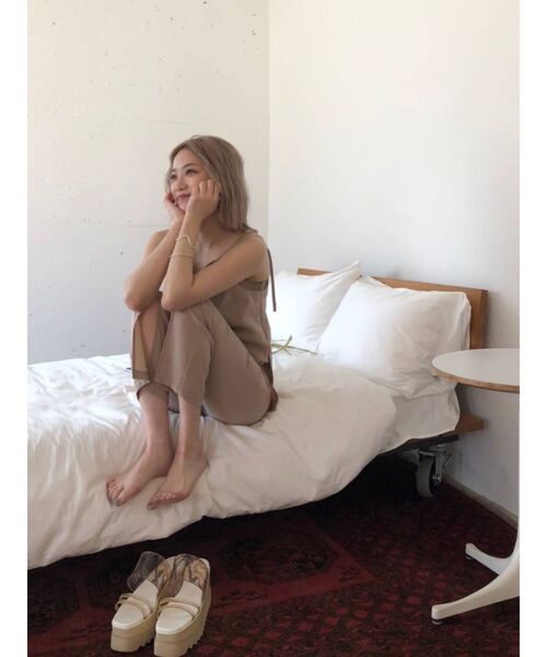 MURUA（ムルーア）の「レイヤードキャミソールセット（サロペット/オーバーオール・レディース・ベージュ/ブラウン・FREE）」の13枚目の写真