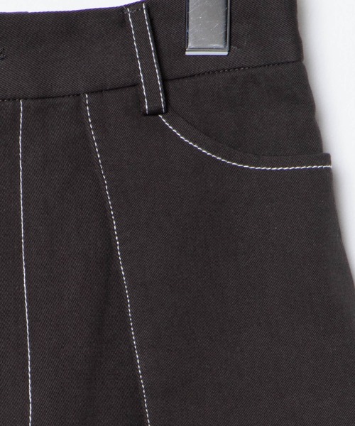 WEGO(ウィゴー)の「WEGO/カラーステッチアウトポケットミニスカート(スカート・レディース・スミクロ/ホワイト・FREE)」の5枚目の写真