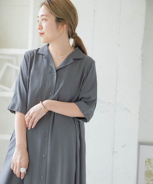 ITEMS URBANRESEARCH（アイテムズ アーバンリサーチ）の「オープンカラーシャツワンピース（シャツワンピース・レディース・ライトブルー/チャコールグレー/アイボリー・FREE）」の2枚目の写真