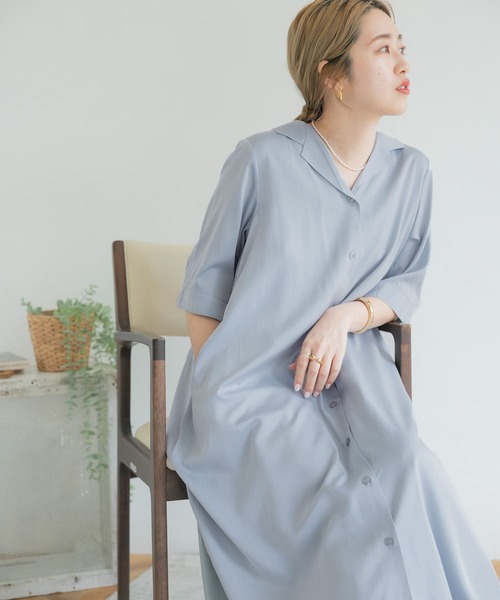 ITEMS URBANRESEARCH（アイテムズ アーバンリサーチ）の「オープンカラーシャツワンピース（シャツワンピース・レディース・ライトブルー/チャコールグレー/アイボリー・FREE）」の3枚目の写真