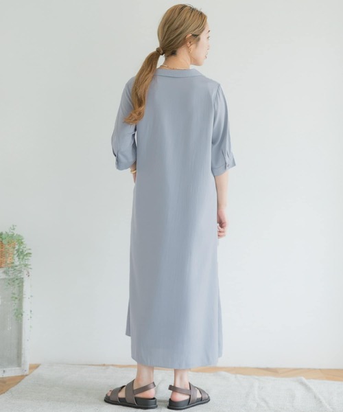 ITEMS URBANRESEARCH（アイテムズ アーバンリサーチ）の「オープンカラーシャツワンピース（シャツワンピース・レディース・ライトブルー/チャコールグレー/アイボリー・FREE）」の16枚目の写真