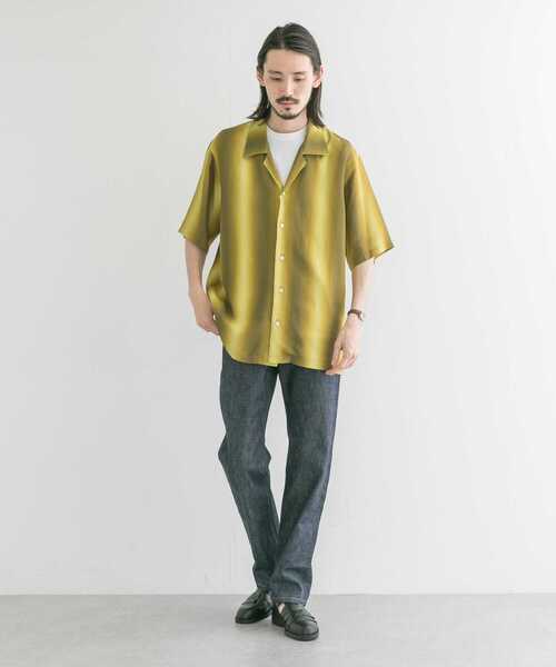 URBAN RESEARCH(アーバンリサーチ)の「COSEI グラデーションプリント ショートスリーブ シャツ(シャツ/ブラウス・メンズ・イエロー/ブルー・2/3)」の5枚目の写真
