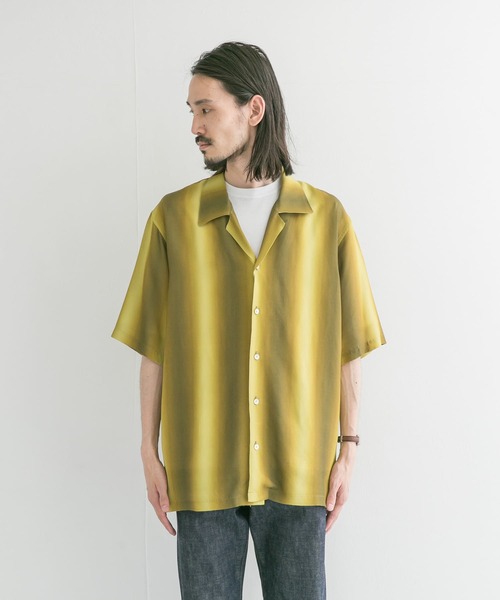 URBAN RESEARCH(アーバンリサーチ)の「COSEI グラデーションプリント ショートスリーブ シャツ(シャツ/ブラウス・メンズ・イエロー/ブルー・2/3)」の6枚目の写真