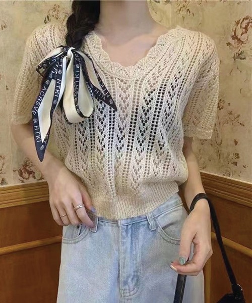 Twinkle;pm（トゥインクルピーエム）の「Vネックカギ編みニット半袖TOPS（ニット/セーター・レディース・ピンク/オフホワイト/ホワイト/ブラック/グリーン・FREE）」の3枚目の写真