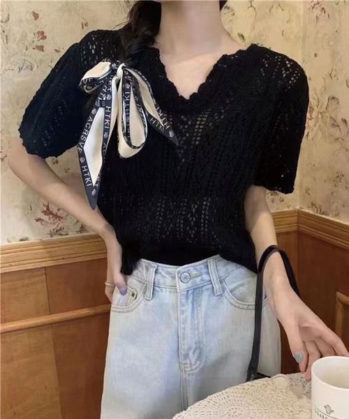Twinkle;pm（トゥインクルピーエム）の「Vネックカギ編みニット半袖TOPS（ニット/セーター・レディース・ピンク/オフホワイト/ホワイト/ブラック/グリーン・FREE）」の4枚目の写真