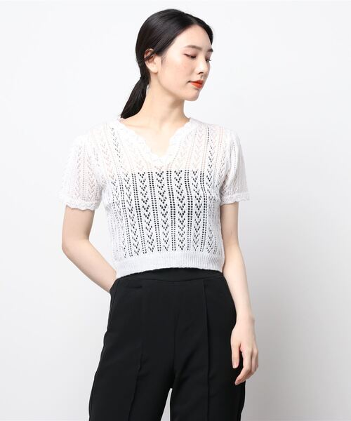 Twinkle;pm（トゥインクルピーエム）の「Vネックカギ編みニット半袖TOPS（ニット/セーター・レディース・ピンク/オフホワイト/ホワイト/ブラック/グリーン・FREE）」の10枚目の写真