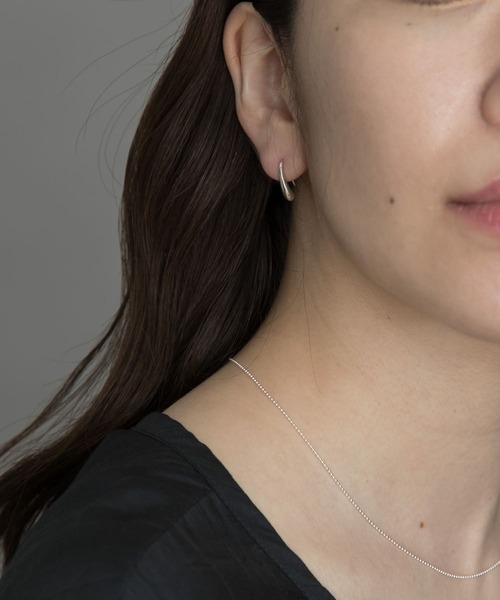 SMELLY（スメリー）の「silver925フックピアス（ピアス（両耳用）・レディース・ゴールド/シルバー・-）」の8枚目の写真