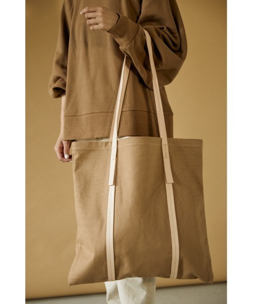 BLACK BY MOUSSY（ブラックバイマウジー）の「【WEB限定】long shoulder tote bag（ロングショルダートートバッグ）（トートバッグ・レディース・ベージュ/ブラウン・FREE）」の3枚目の写真