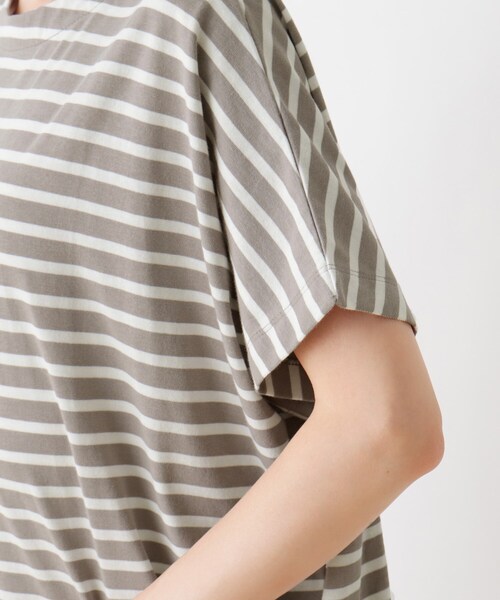 SHOO・LA・RUE（シューラルー）の「◆【接触冷感】タックフレンチスリーブTシャツ（Tシャツ/カットソー・レディース・ブラック系2/オリーブ/キャメル/アイボリー/グレー系その他3・00）」の10枚目の写真