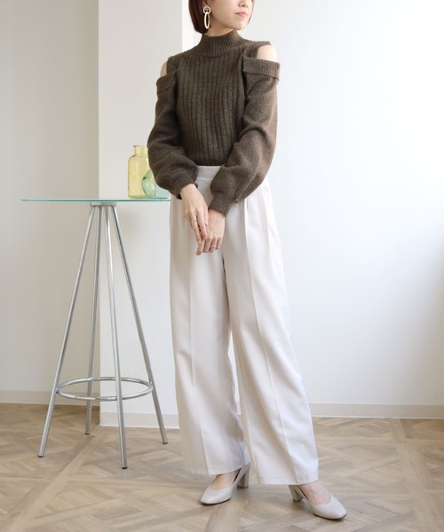 cheriella(シェリエラ)の「【cheriella】ハイネックオープンショルダーニット(ニット/セーター・レディース・ブラック/ブラウン/ピンク/アイボリー・M)」の16枚目の写真