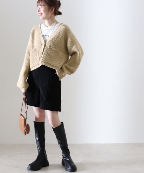 Cheek（チーク）の「コーデュロイハイウエストショートパンツ（その他パンツ・レディース・ブラック/ブラウン/ベージュ・MEDIUM）」の5枚目の写真